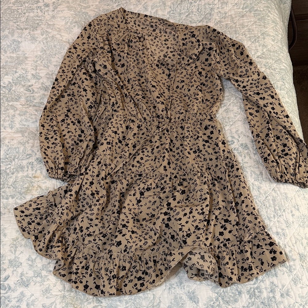 SHEIN Black Floral Long Sleeve Dress
